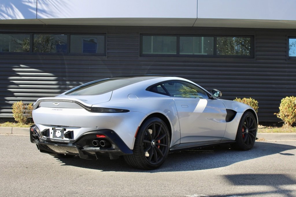 Used 2020 Aston Martin V8 Vantage Coupe image 7