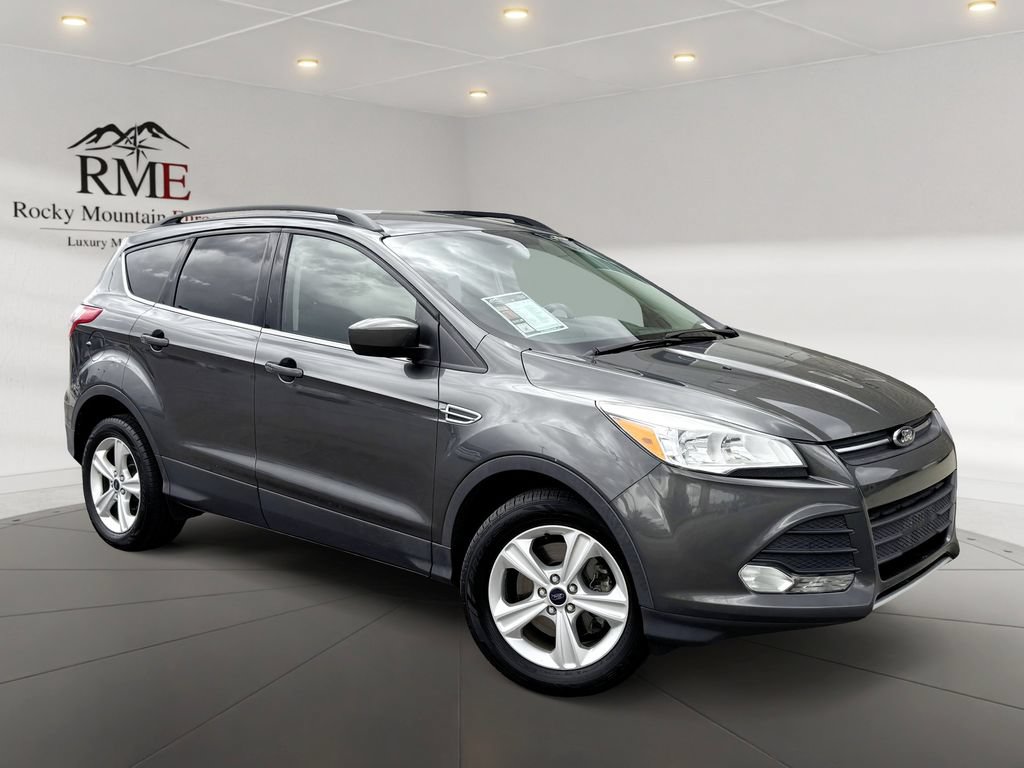 Used 2015 Ford Escape SE w/ Equipment Group 201A AWD/4WD image 1