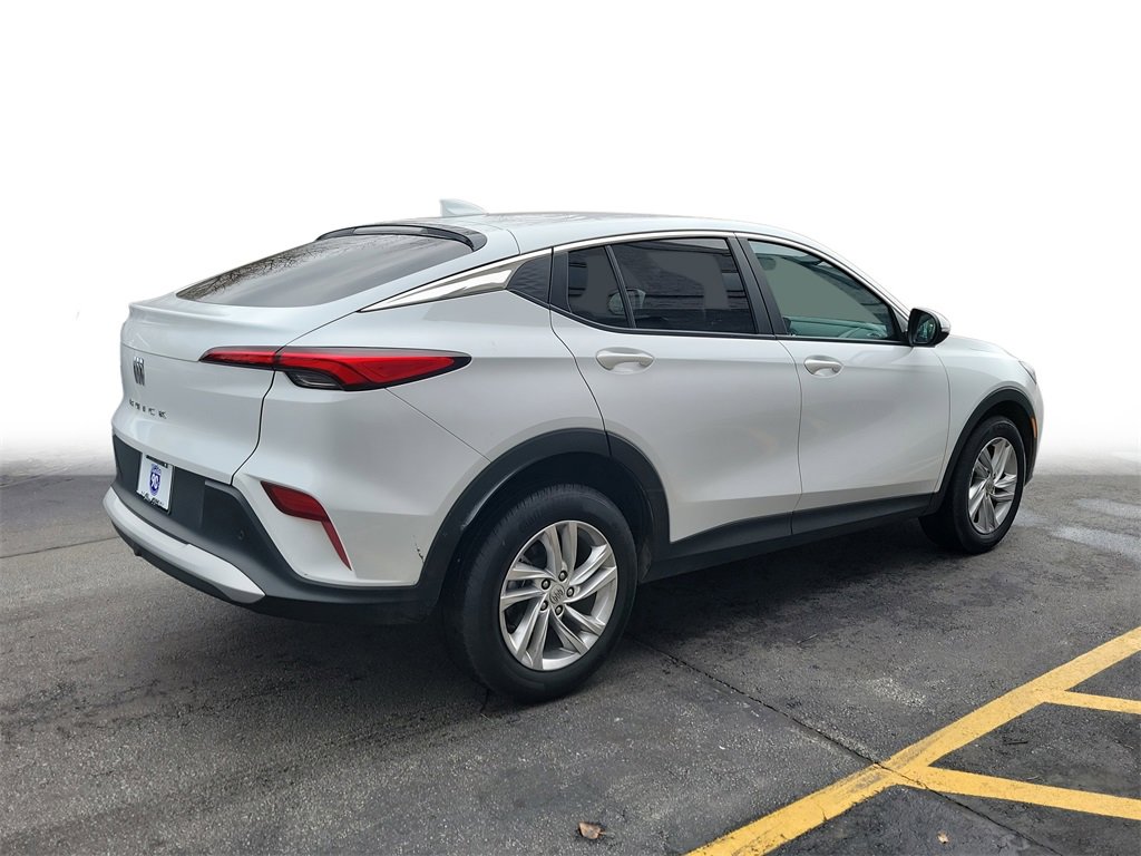 Used 2025 Buick Envista Preferred image 6