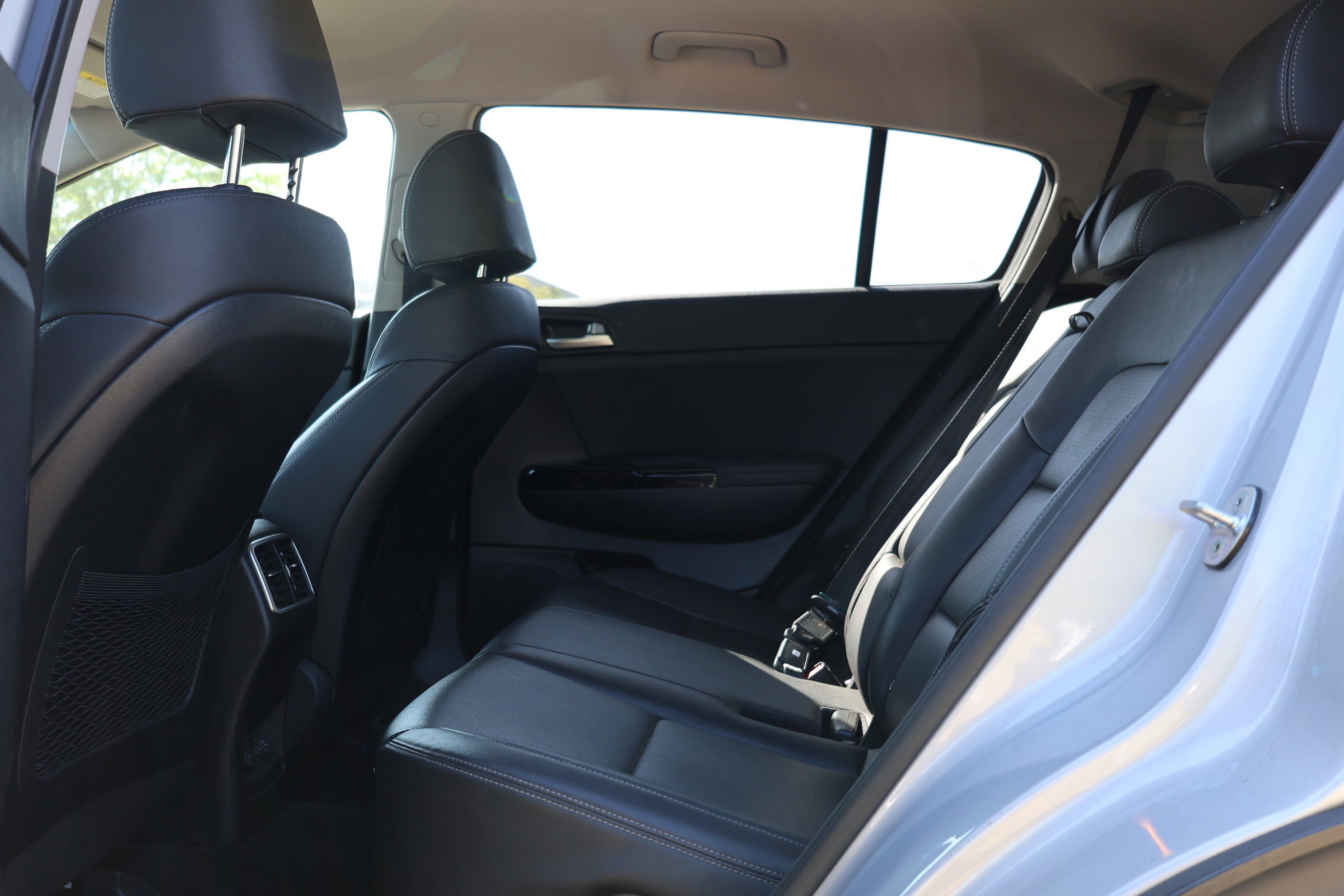Used 2020 Kia Sportage EX AWD/4WD image 12