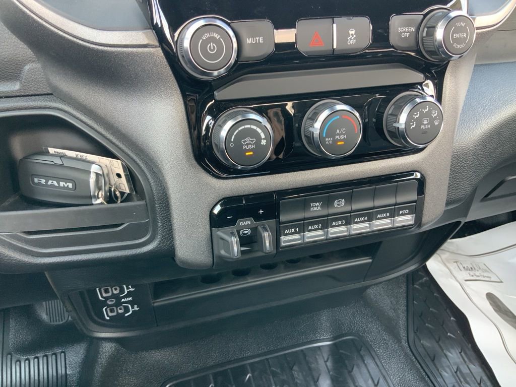 New 2026 RAM 5500 Tradesman w/ Chrome Appearance Group image 19