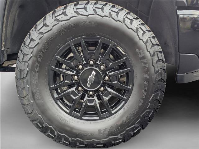 Used 2024 Chevrolet Silverado 2500 ZR2 image 25