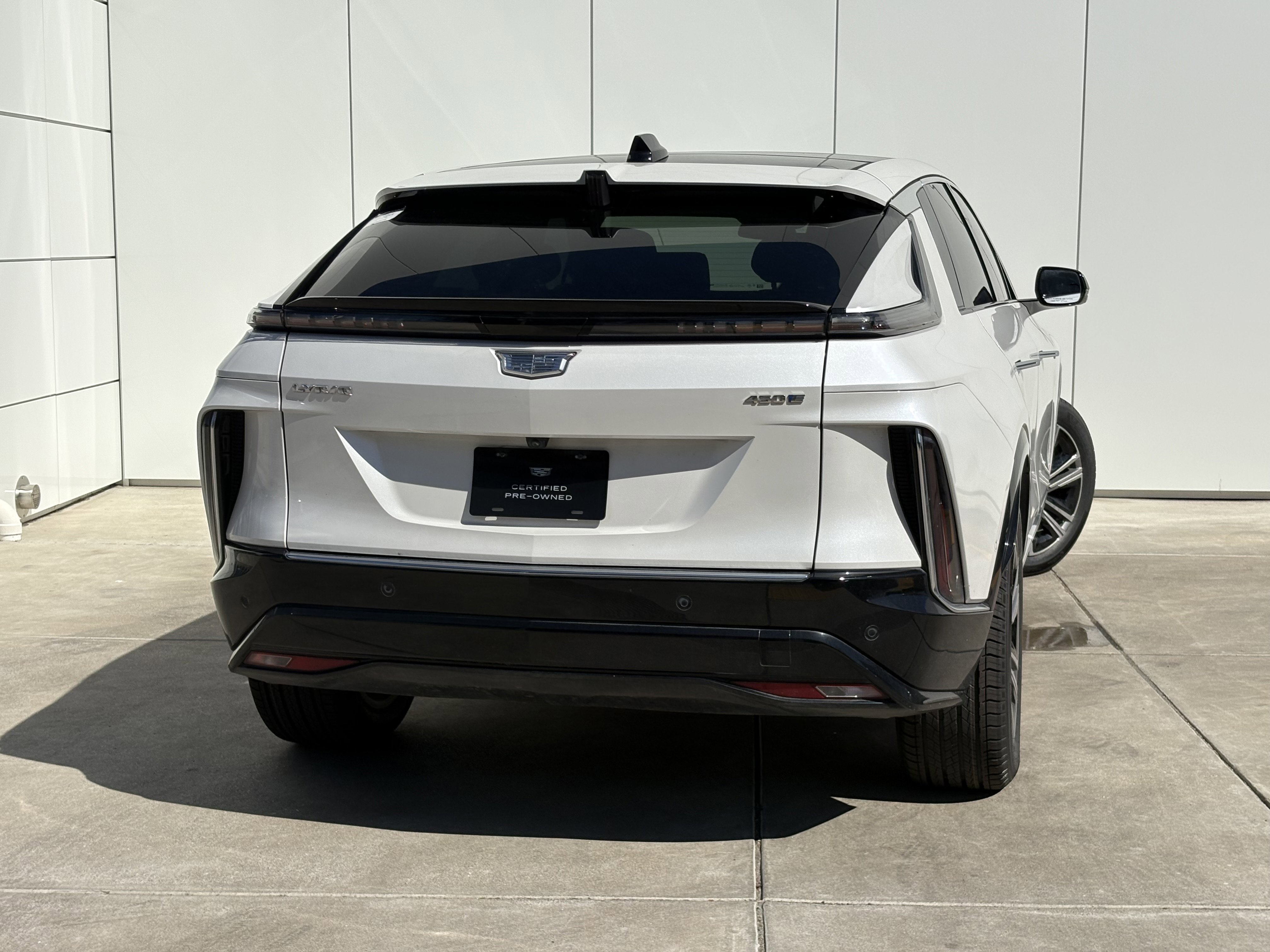 Used 2024 Cadillac Lyriq Luxury image 6