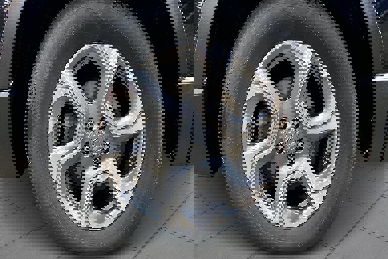 Used 2019 Honda CR-V EX image 10