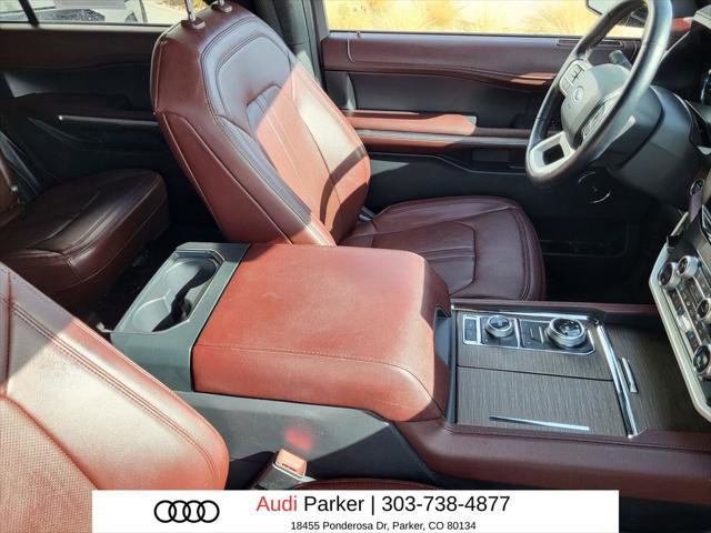 Used 2022 Ford Expedition Limited AWD/4WD image 12