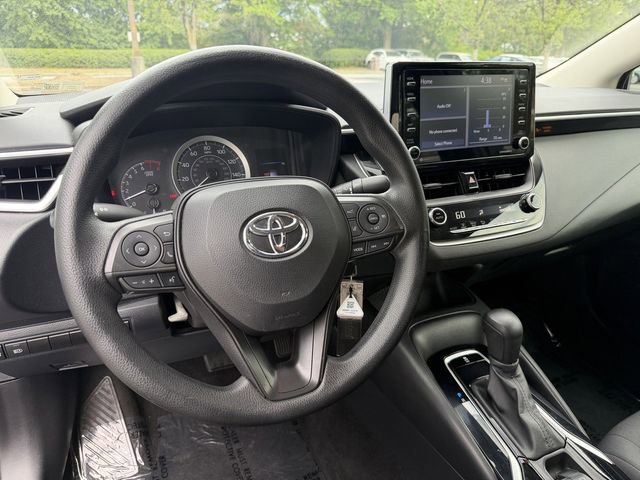 Used 2021 Toyota Corolla LE FWD image 13