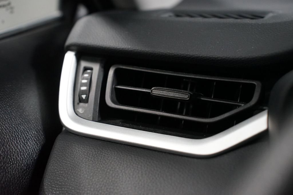 Used 2024 Toyota RAV4 LE image 24