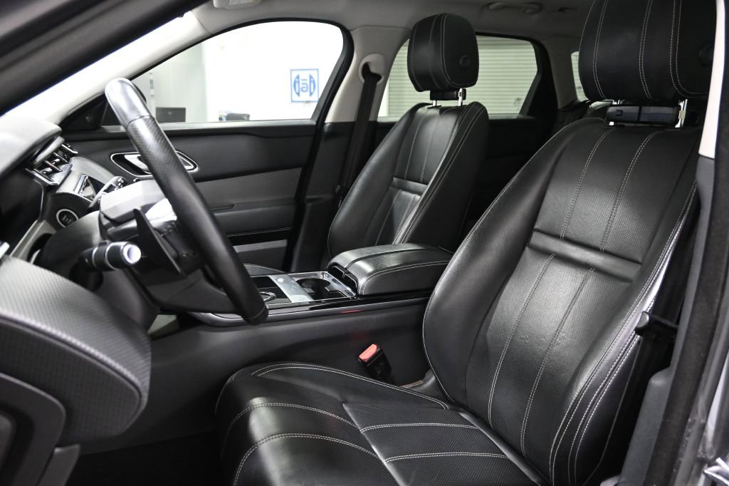 Used 2018 Land Rover Range Rover Velar S image 10