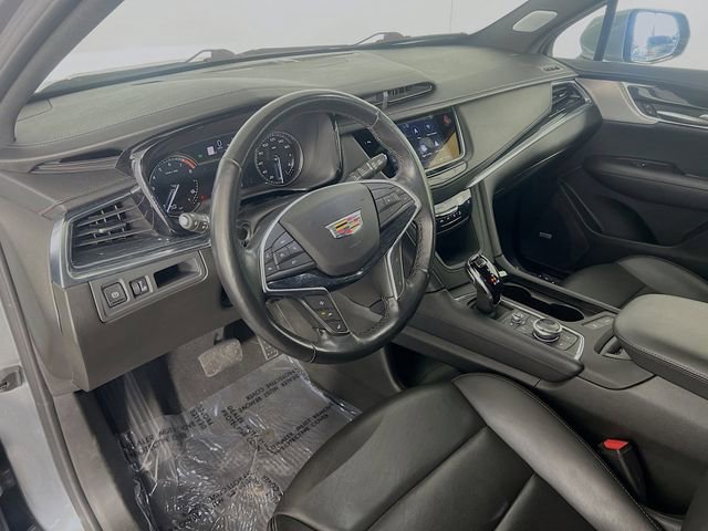 Used 2024 Cadillac XT5 Premium Luxury AWD/4WD image 11
