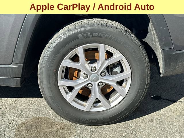 Used 2022 Jeep Grand Cherokee L Limited AWD/4WD image 9