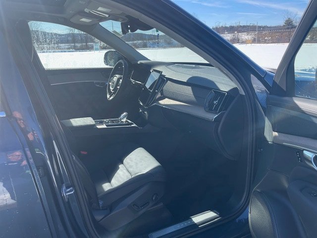 New 2026 Volvo XC90 B6 Plus w/ Protection Package image 6