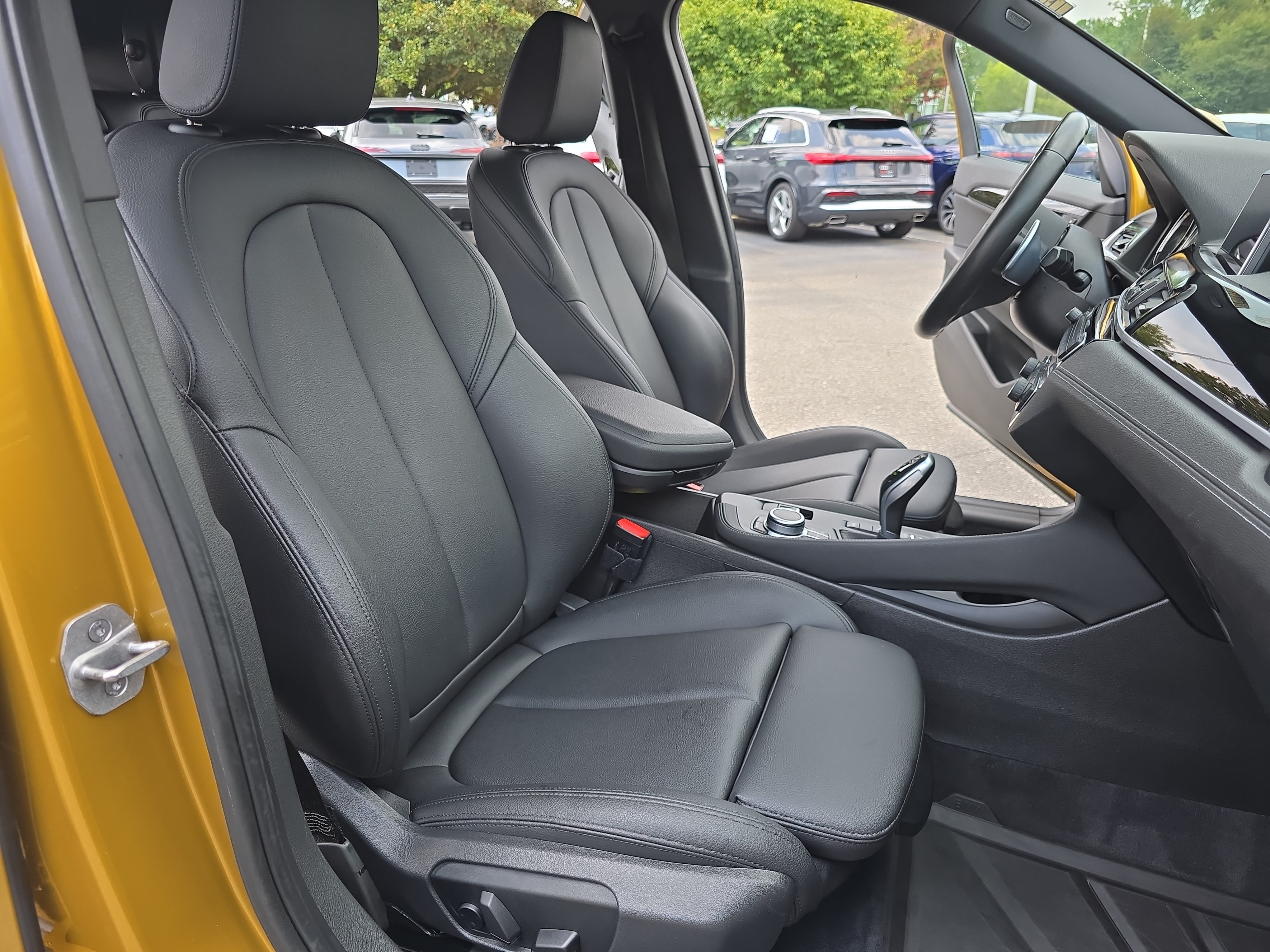Used 2020 BMW X2 xDrive28i w/ M Sport X Package AWD/4WD image 10