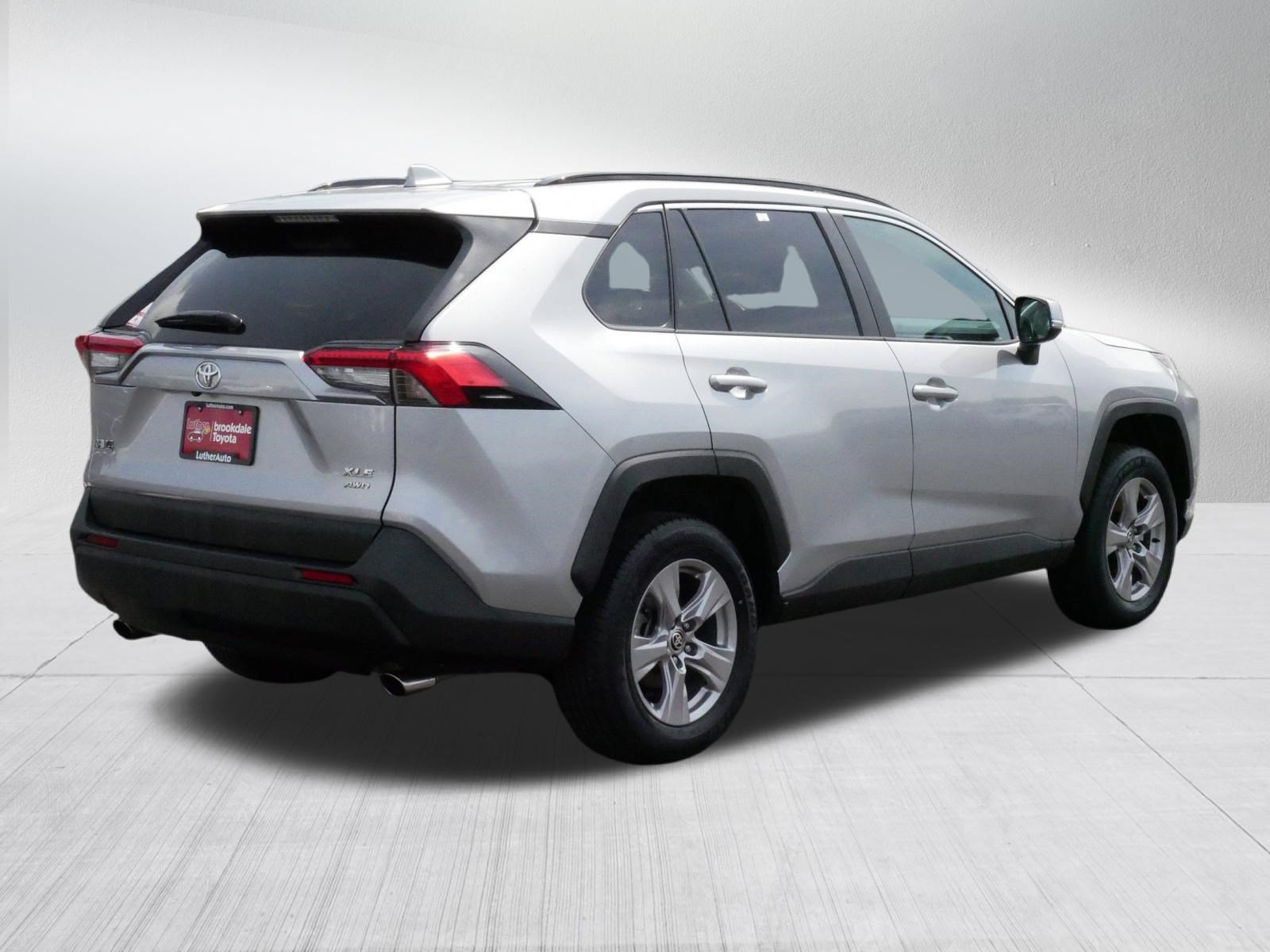 Certified 2025 Toyota RAV4 XLE AWD/4WD image 7