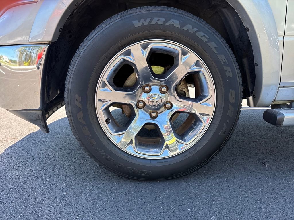 Used 2017 RAM 1500 Laramie w/ Convenience Group image 26