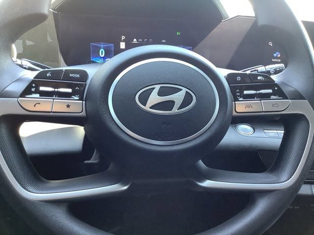 Certified 2024 Hyundai Elantra Blue FWD image 38