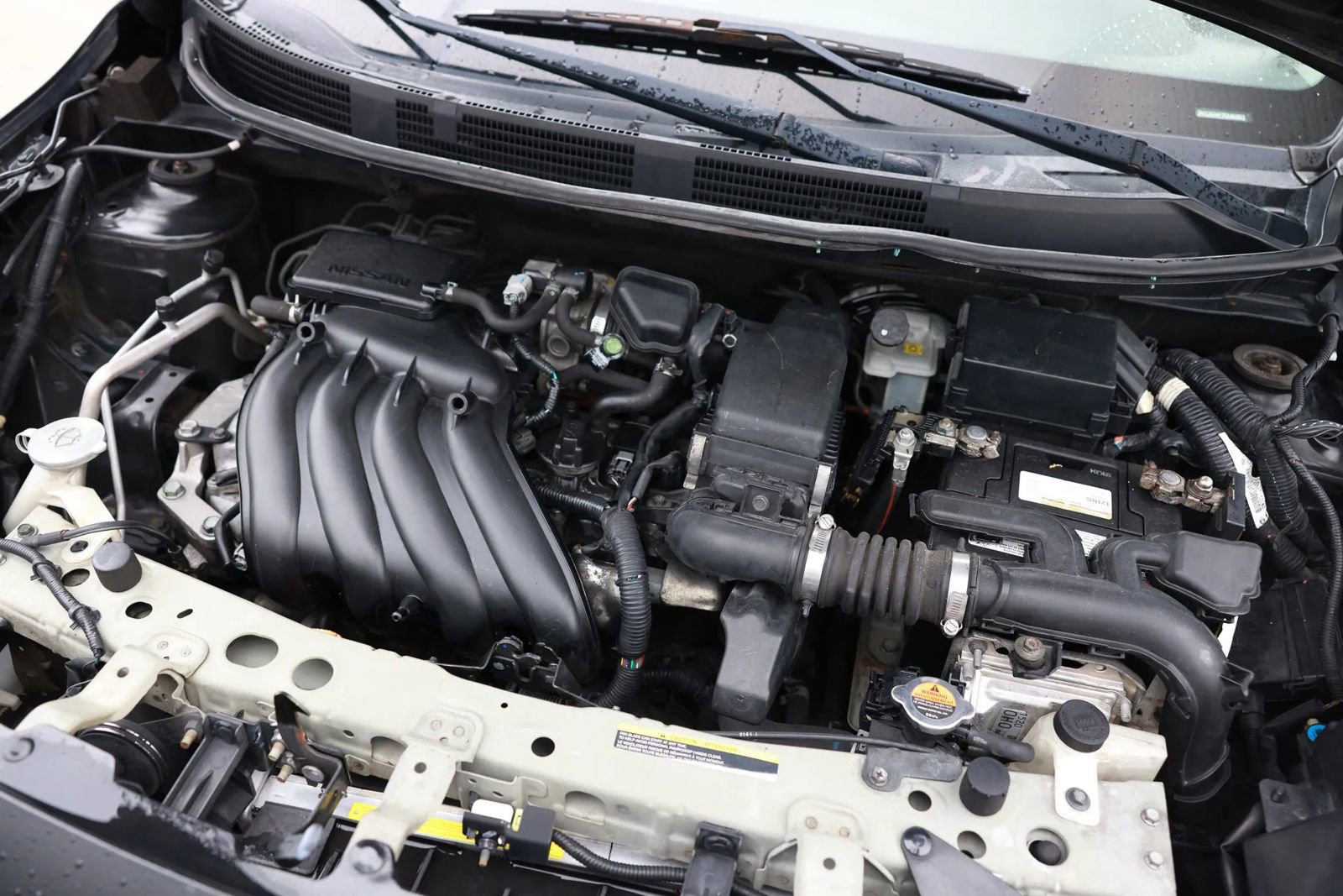 Used 2014 Nissan Versa SV image 43