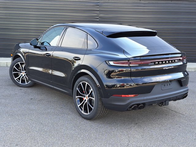 New 2026 Porsche Cayenne S image 3