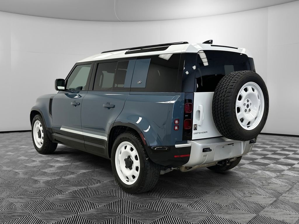 Used 2024 Land Rover Defender 110 S image 3