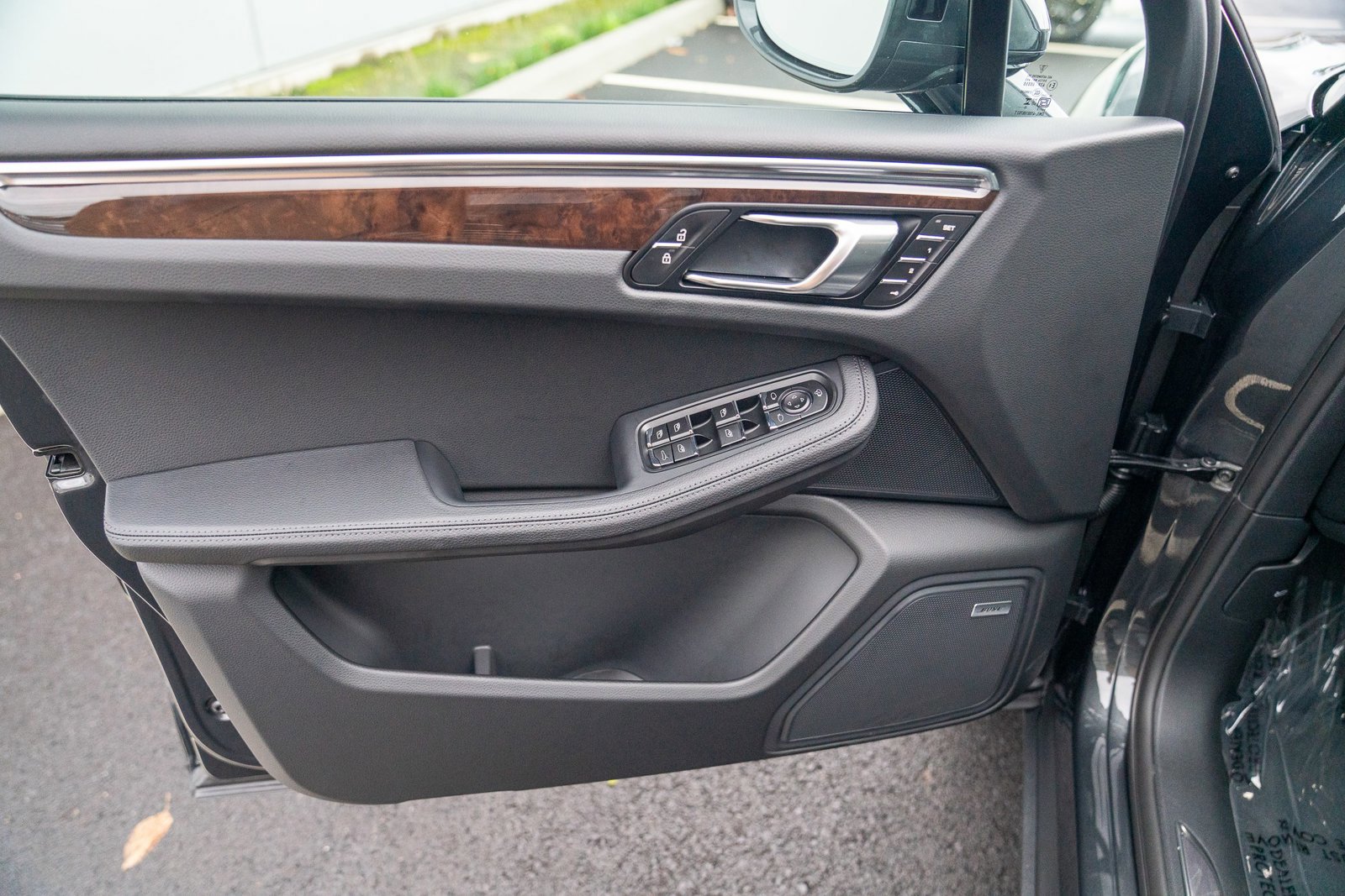 New 2026 Porsche Macan image 10