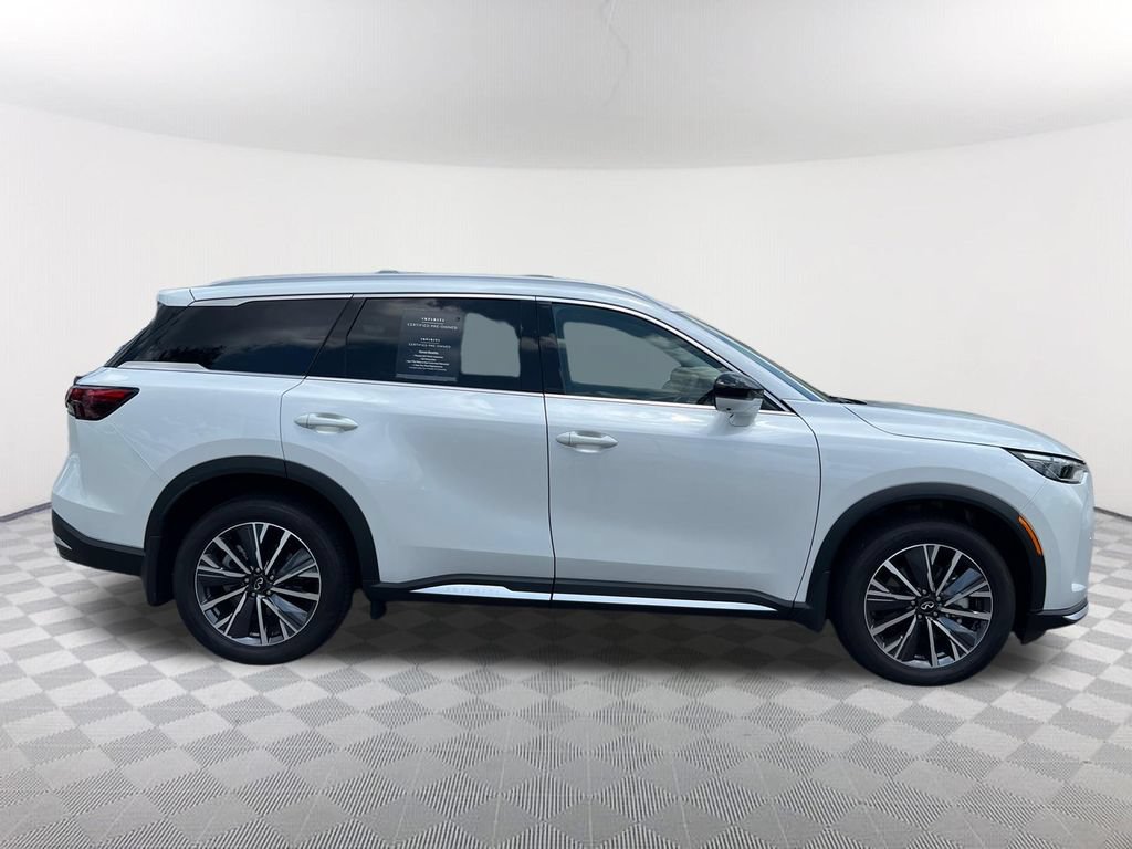 Certified 2026 INFINITI QX60 Luxe w/ Cargo Package AWD/4WD image 4