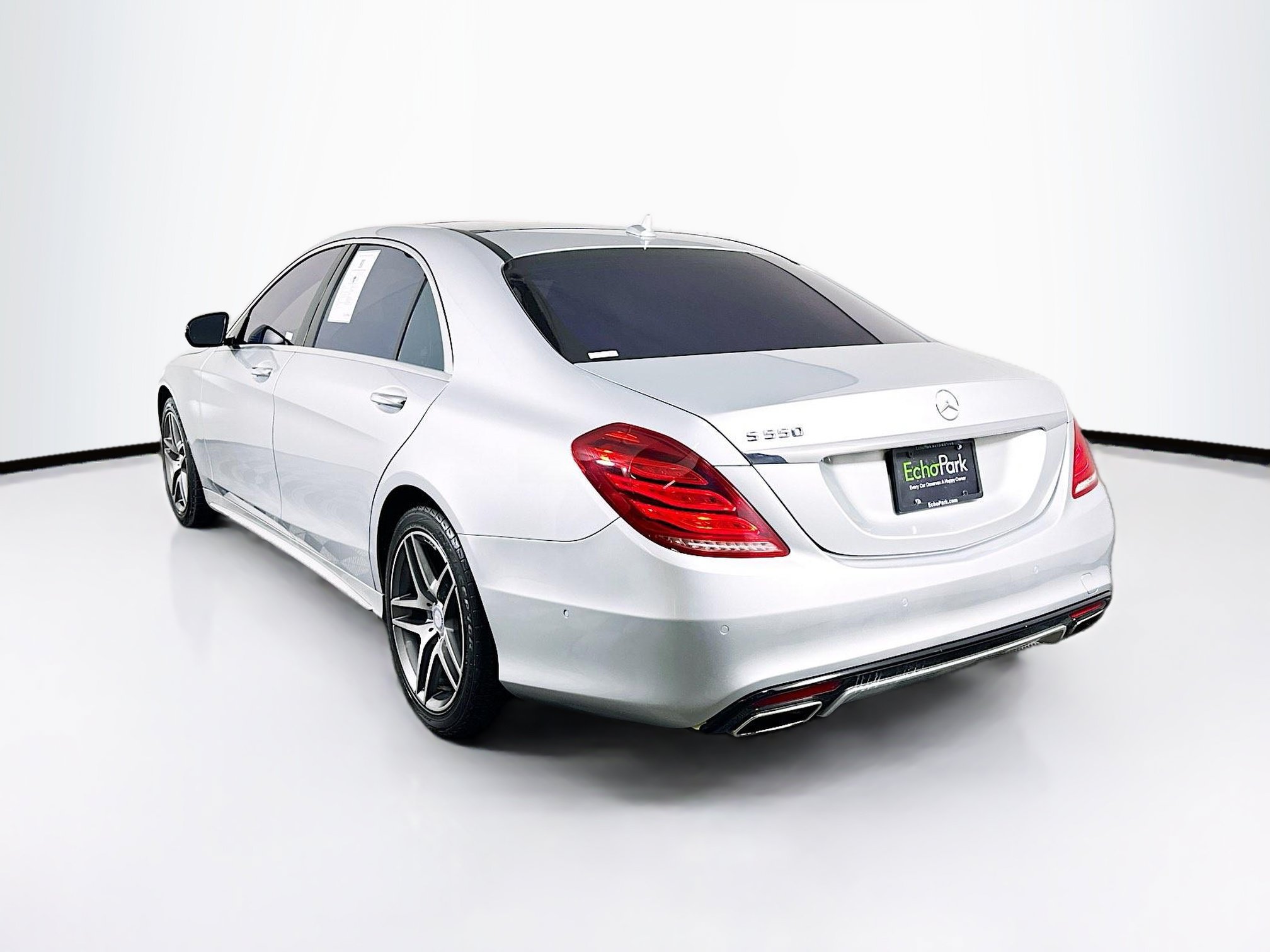 Used 2016 Mercedes-Benz S 550 Sedan image 5