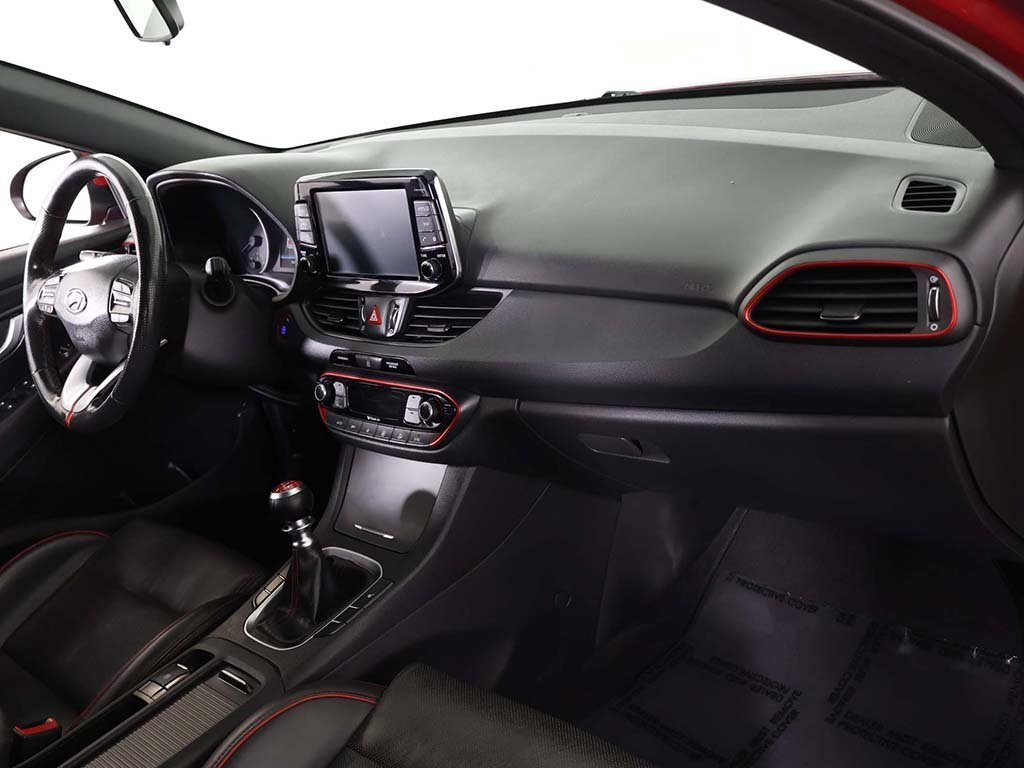 Used 2018 Hyundai Elantra GT Sport image 26