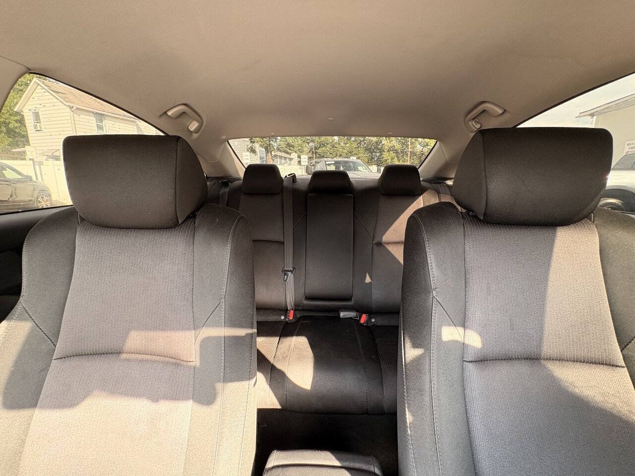 Used 2019 Honda Accord LX image 27