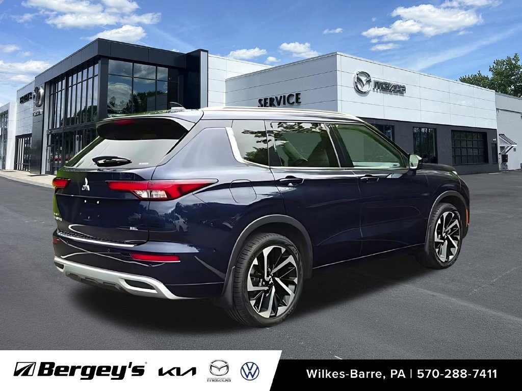Used 2023 Mitsubishi Outlander SEL AWD/4WD image 10
