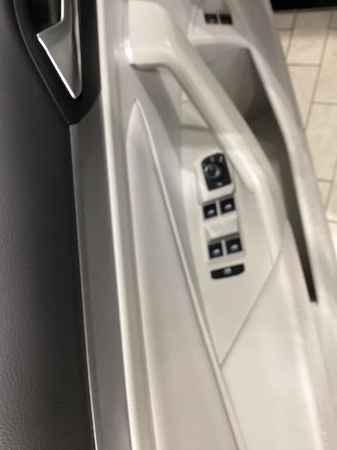 Used 2024 Volkswagen Jetta SE image 18