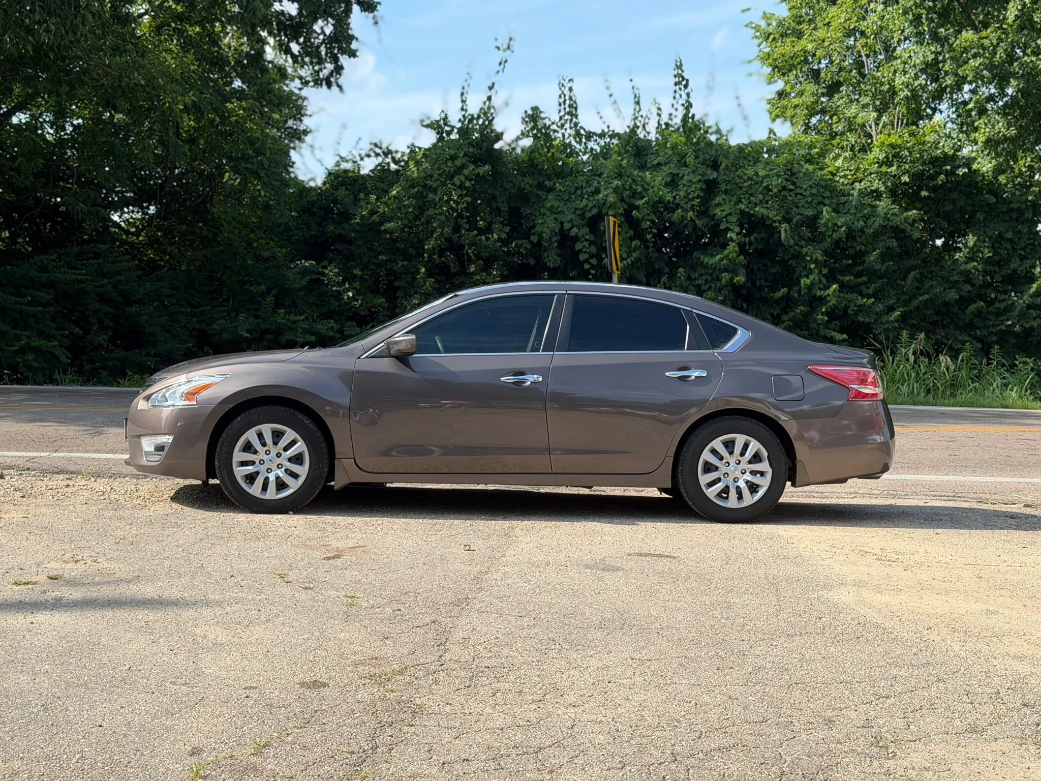 Used 2013 Nissan Altima 2.5 S FWD image 5