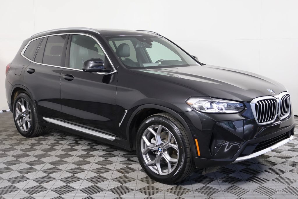 Used 2023 BMW X3 sDrive30i w/ Convenience Package RWD image 3