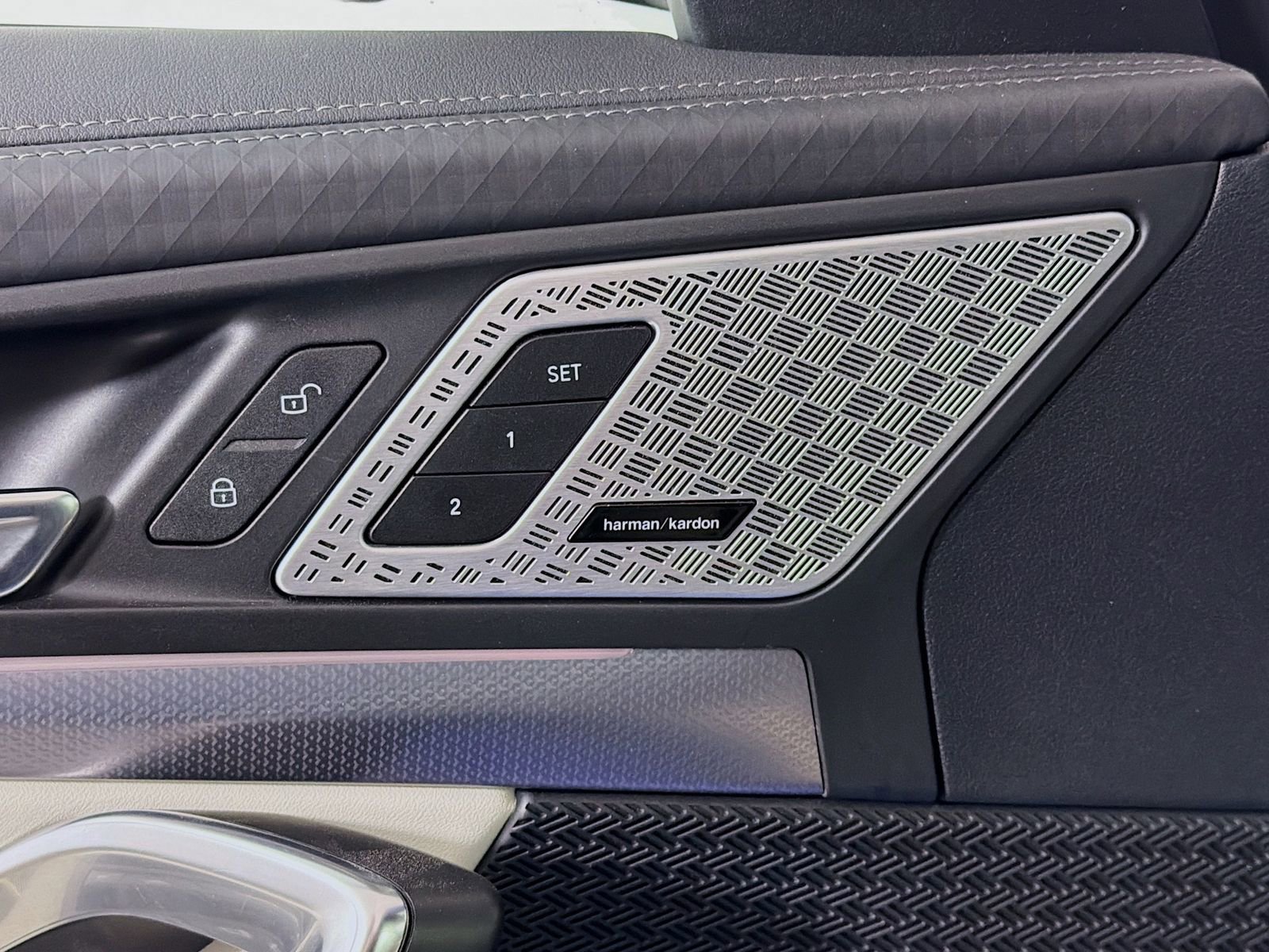 Used 2024 BMW X2 M35i image 21