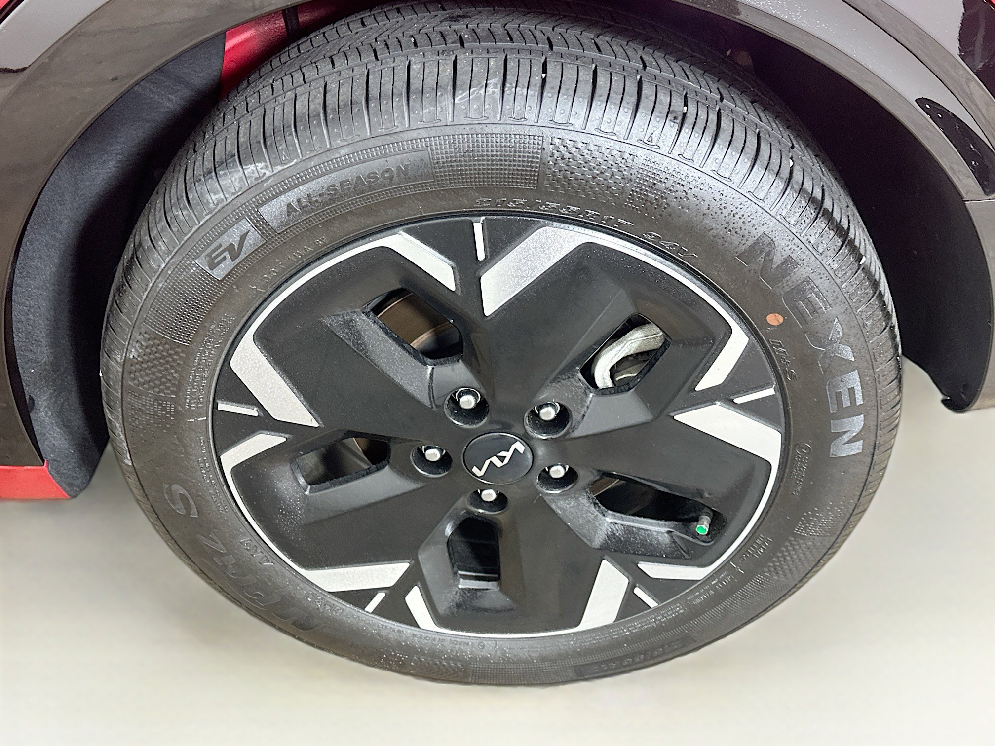Used 2024 Kia Niro Wind FWD image 11