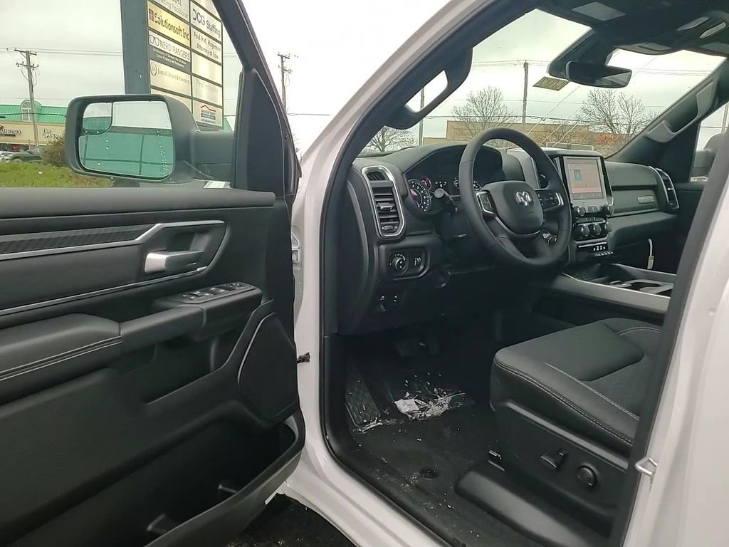 New 2026 RAM 1500 Big Horn w/ Night Edition image 9