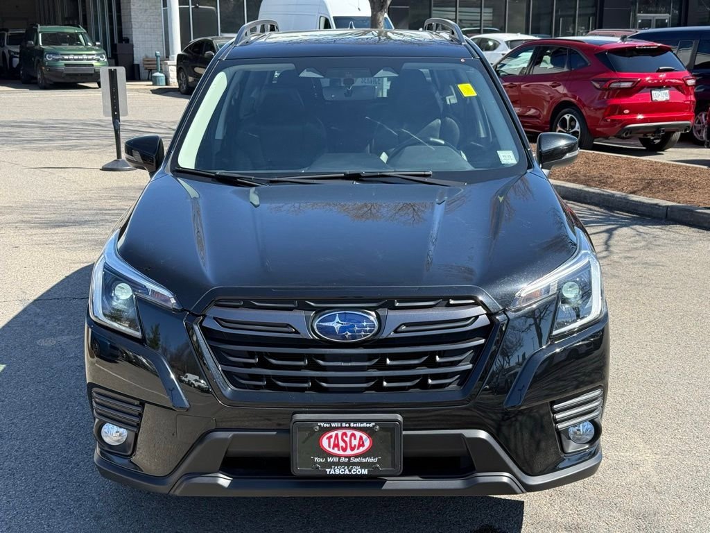 Used 2023 Subaru Forester Limited image 2