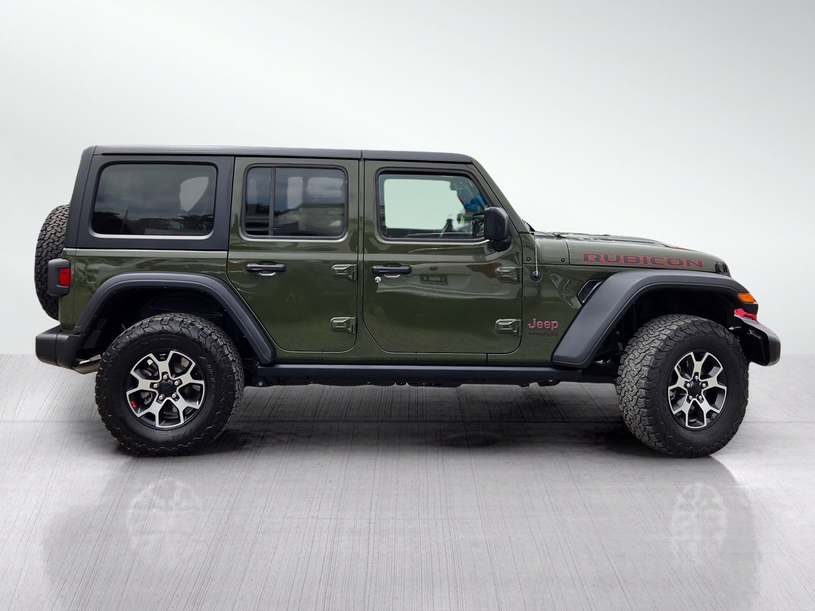 Used 2021 Jeep Wrangler Unlimited Rubicon AWD/4WD image 3