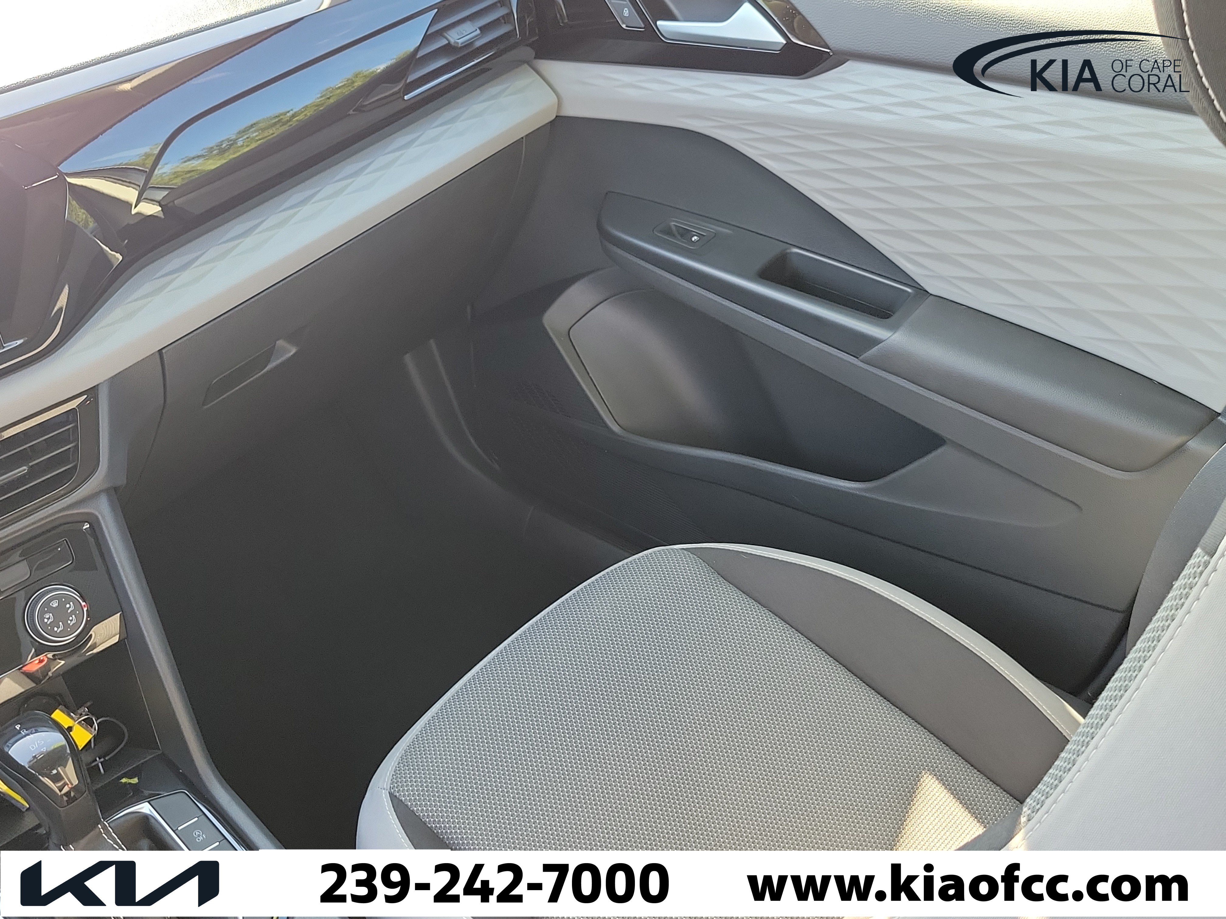 Used 2023 Volkswagen Taos S FWD image 18