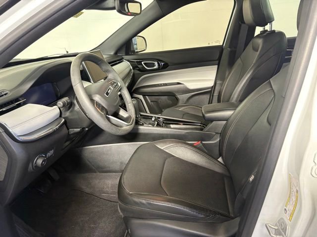 Used 2023 Jeep Compass Limited w/ Elite Group AWD/4WD image 25
