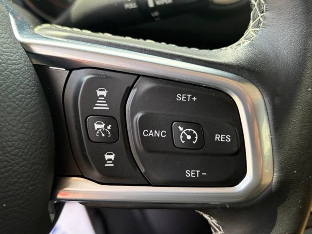 Used 2020 Jeep Gladiator Overland w/ Popular Equipment Package AWD/4WD image 17