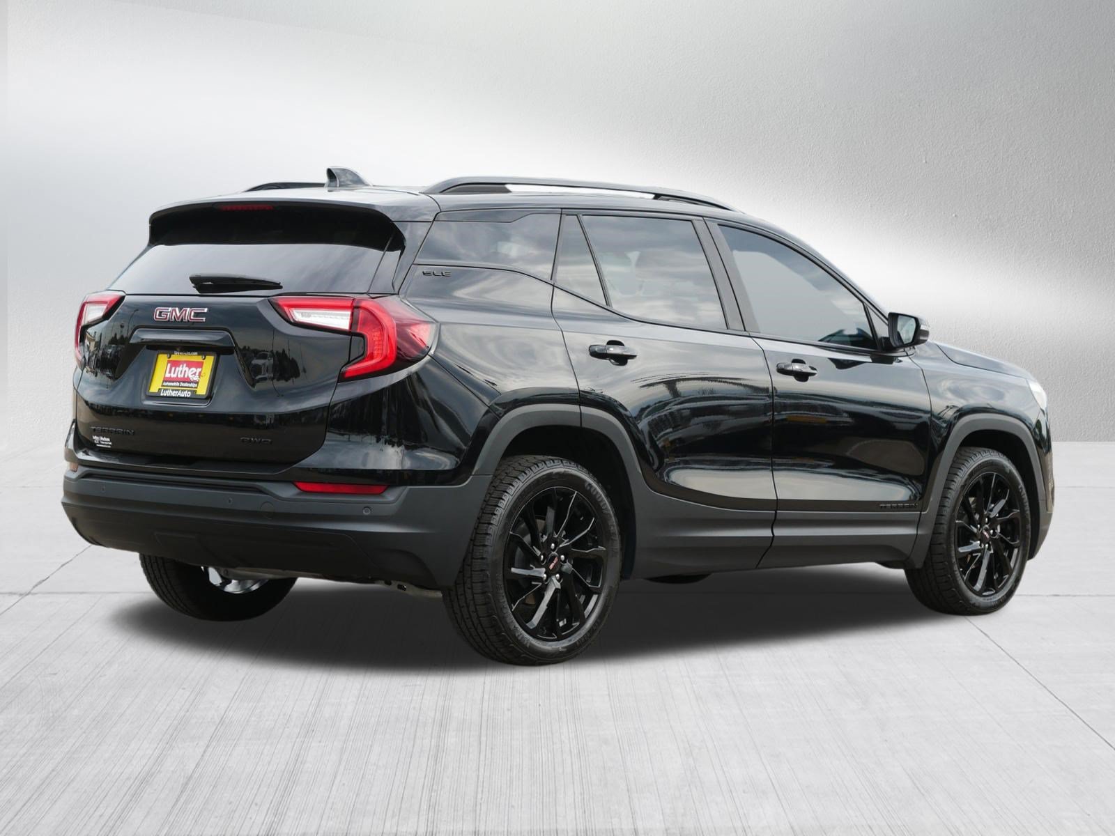 Used 2024 GMC Terrain SLE w/ Driver Convenience Package AWD/4WD image 7