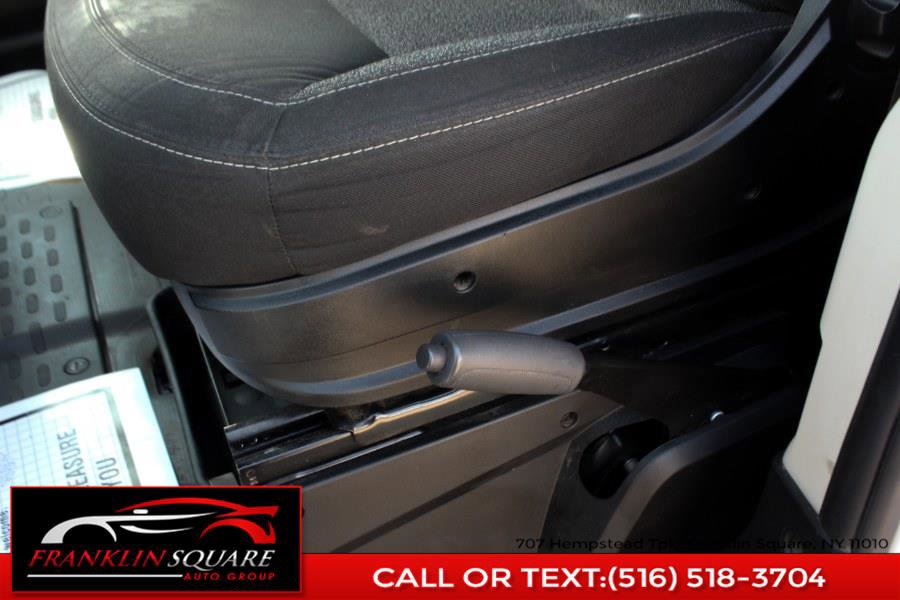 Used 2020 RAM ProMaster 2500 w/ Interior Convenience Group FWD image 19