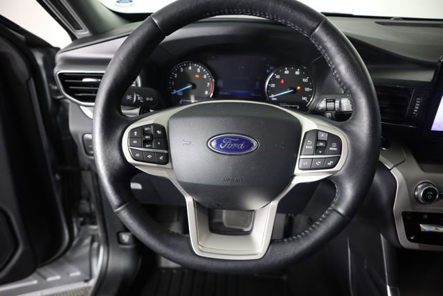 Used 2020 Ford Explorer XLT w/ Equipment Group 202A image 35