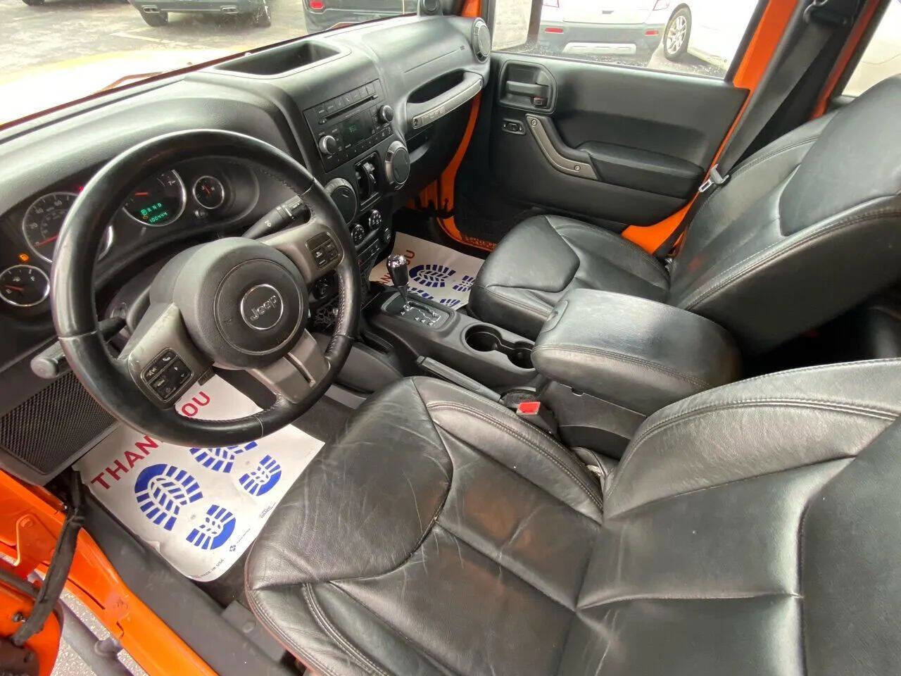 Used 2013 Jeep Wrangler Unlimited Sahara image 13