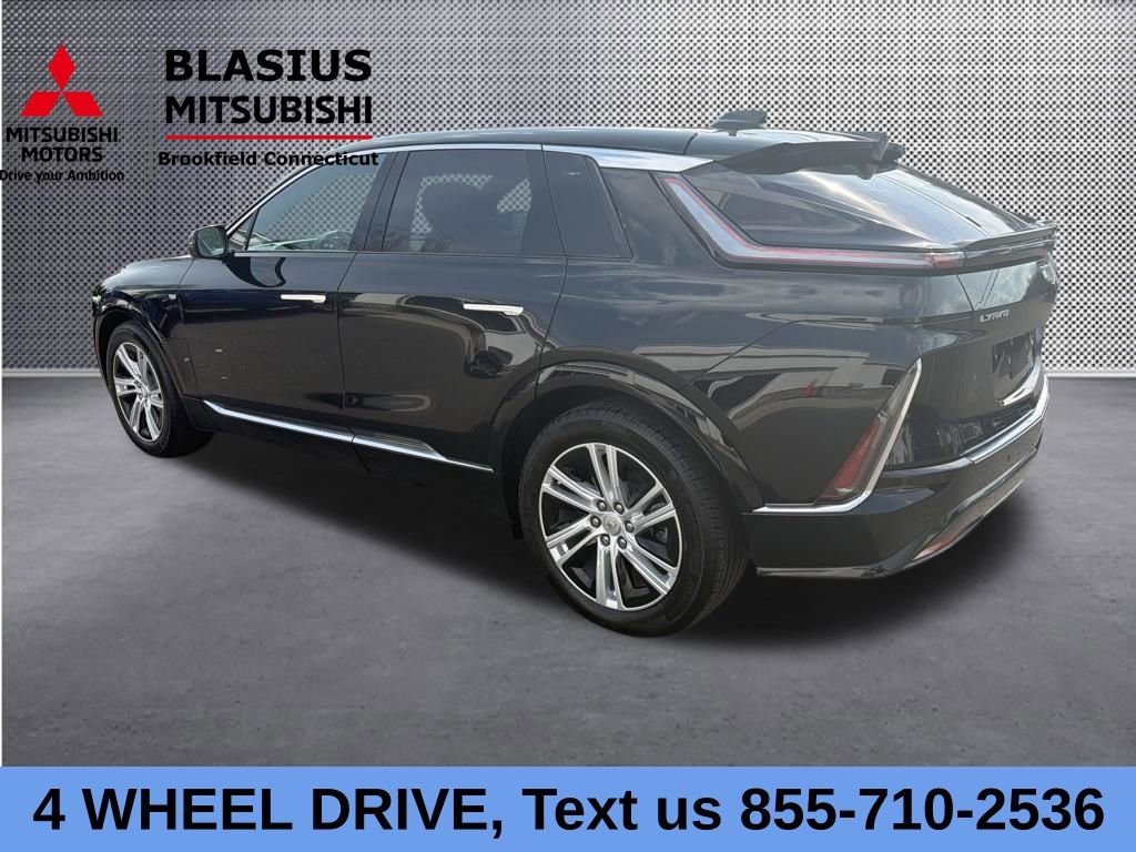 Used 2024 Cadillac Lyriq Tech AWD/4WD image 6