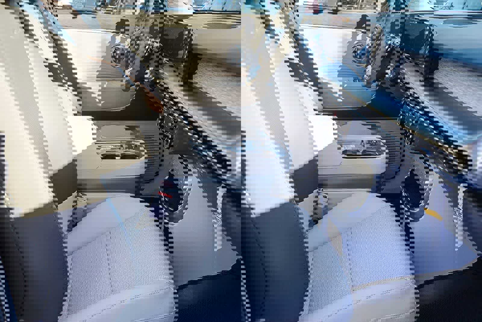 New 2026 Hyundai Ioniq 9 SEL image 16