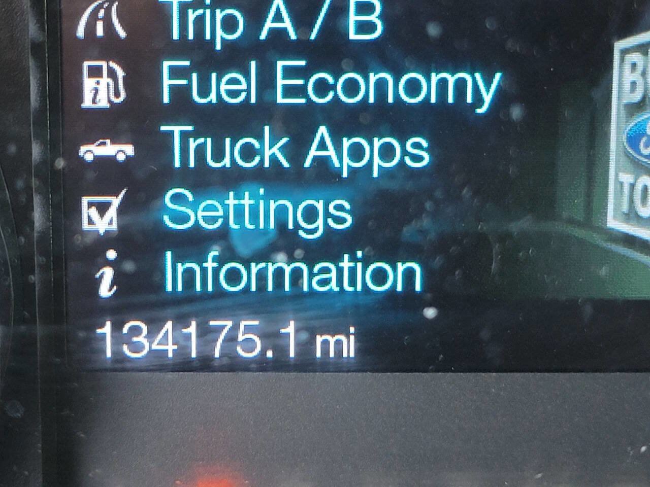 Used 2016 Ford F250 Lariat w/ Lariat Ultimate Package image 30