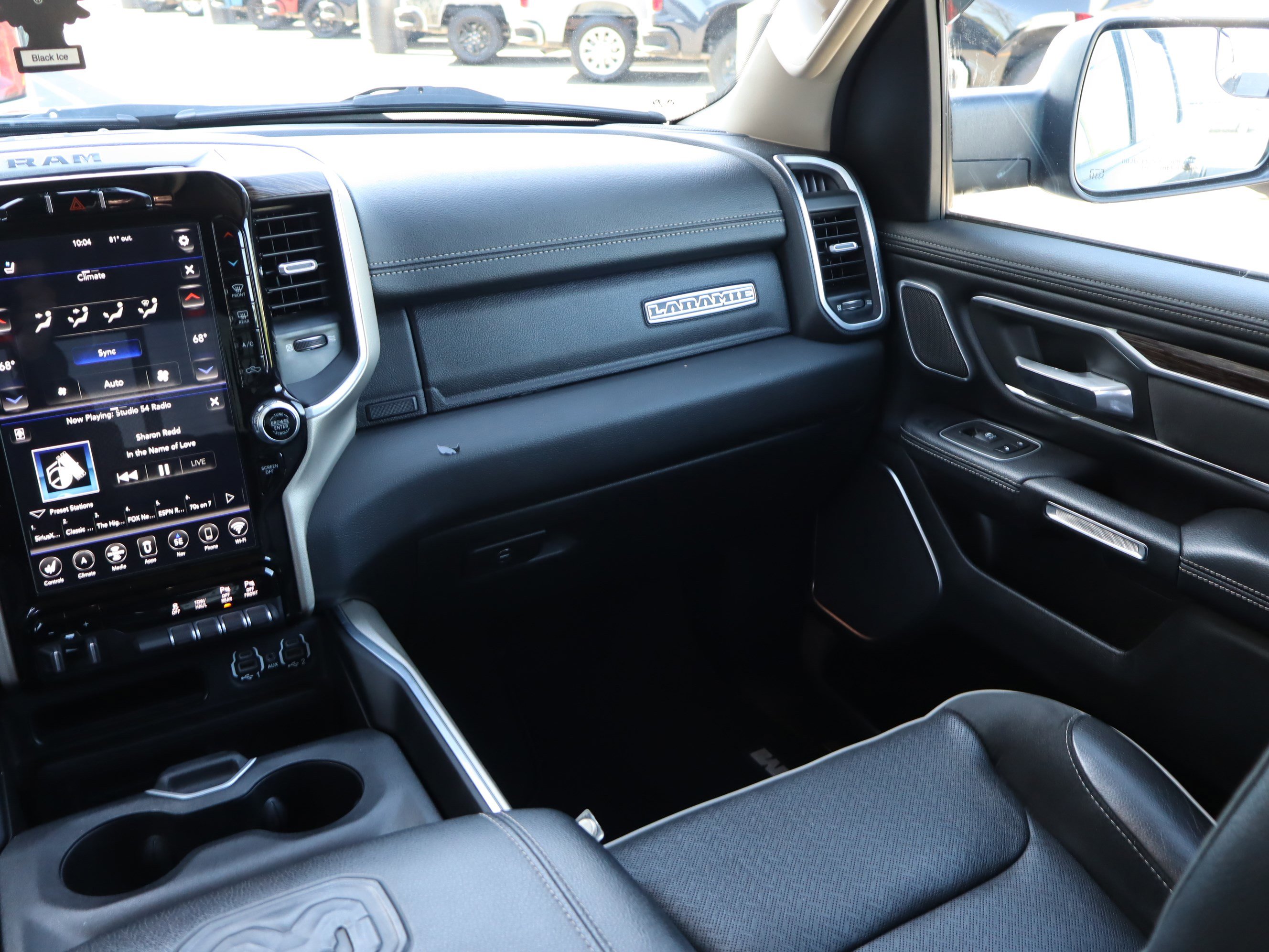 Used 2020 RAM 1500 Laramie AWD/4WD image 16