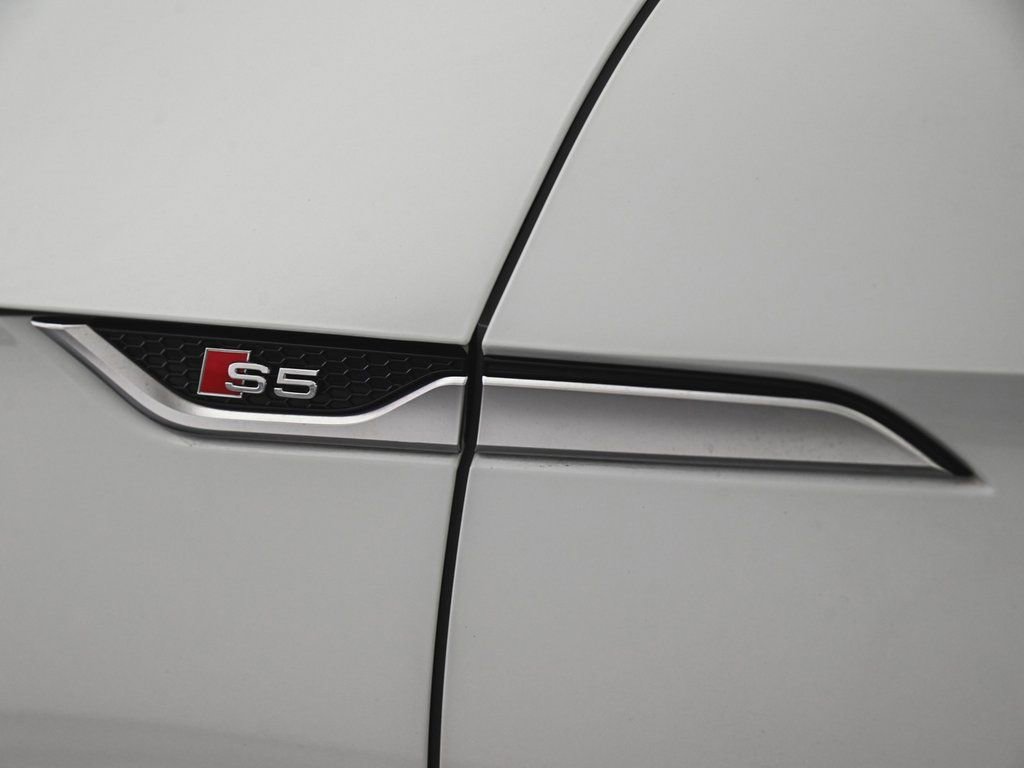 Used 2021 Audi S5 Prestige w/ Black Optic Package image 41