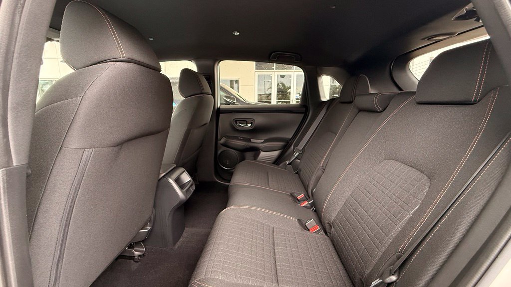 Used 2023 Honda HR-V Sport image 7