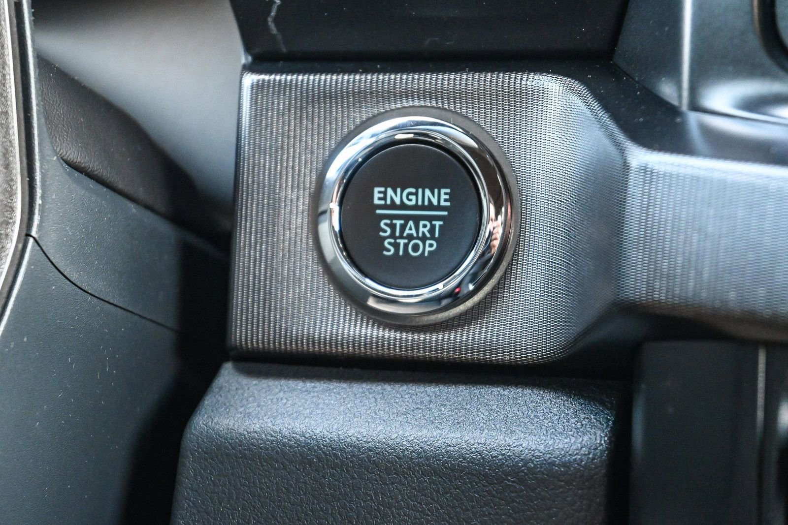 New 2026 Ford F250 Platinum w/ Tremor Off-Road Package image 21